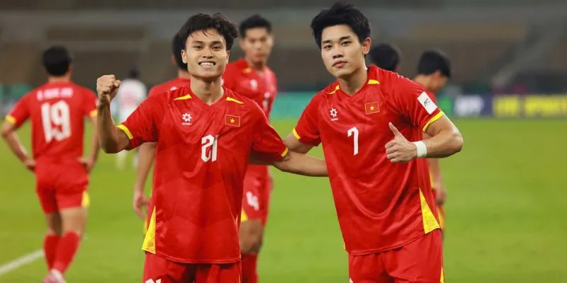 BXH FIFA tháng 1/2026: Việt Nam tụt hạng đầy đáng tiếc 4 Đội tuyển U23 Việt Nam đang thi đấu với tinh thần tốt